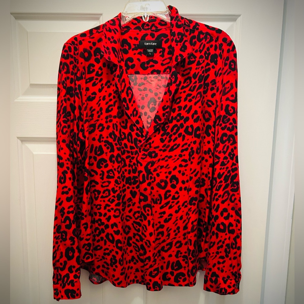 NWOT Karen Kane Red and Black Leopard Print V-Neck Blouse, Size Large